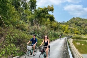 Hanoi: Cat Ba Island & Lan Ha Bay Day Trip Cruise with Lunch