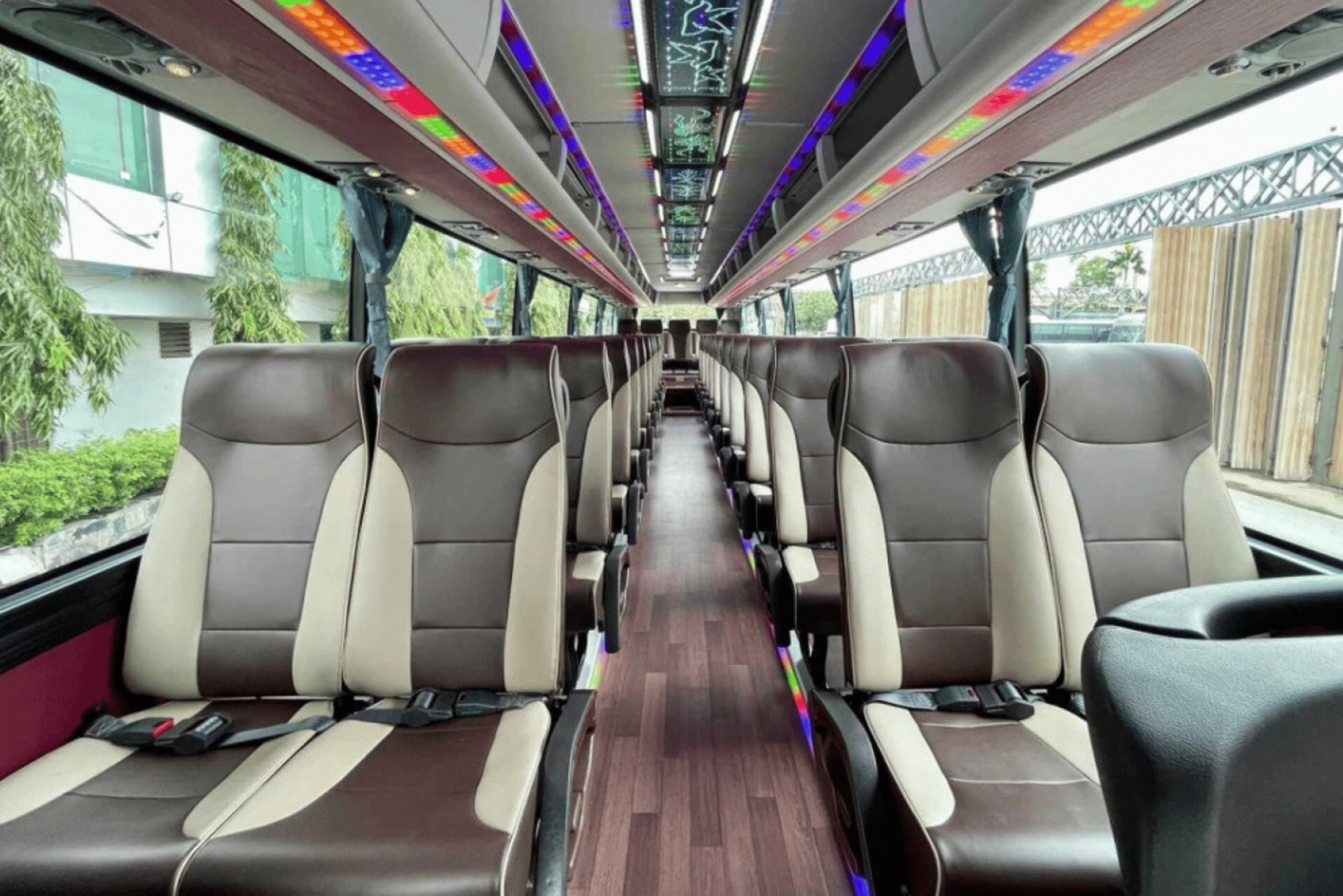 Hanoi: Cat Ba Island Transfer med Shutte-buss eller limousiner