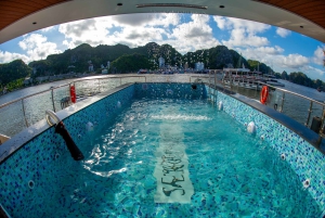 Hanoi/Cat Ba Lan Ha Bay-krydstogt – kajak, jacuzzi, vandrutsjebane