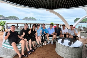 Hanoi/Cat Ba Lan Ha Bay-krydstogt – kajak, jacuzzi, vandrutsjebane