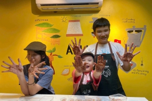 Hanoï : Atelier de fabrication de chocolat, de la fève à la barre