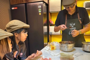 Hanoï : Atelier de fabrication de chocolat, de la fève à la barre