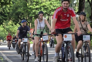 女性がご案内するハノイ市内自転車ツアー