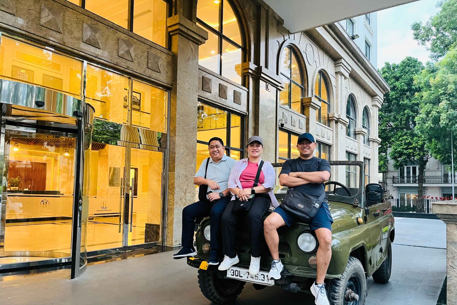 Hanoi: City Highlights Guided Tour by Vintage Jeep