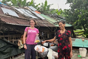 Hanoi: City Highlights Guided Tour by Vintage Jeep