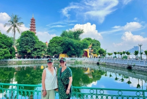 Halvdagsjeep-tur i Hanoi: mat, kultur, historia och kul