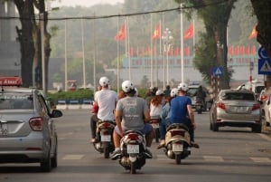 Hanoi: Sightseeingtour durch die Stadt mit dem Motorrad
