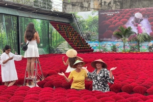 Hanoi City Tour: Craft Village, Temple of Literature, Hoa Lo