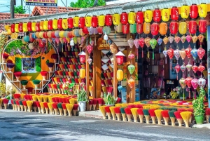 Hanoi City Tour: Craft Village, Temple of Literature, Hoa Lo