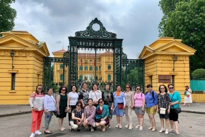 Hanoi City Tour: Craft Village, Temple of Literature, Hoa Lo