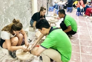 Incense Village & Hanoi Tour met Train Street - Kleine groep