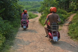 Tour en Vespa vintage por Hanói con mujeres