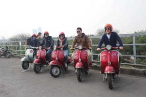 Tour en Vespa vintage por Hanói con mujeres