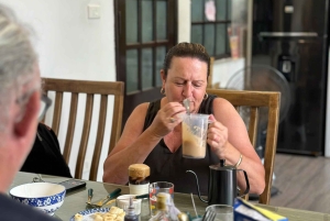 Hanoi Coffee Workshop: Gör 6 vietnamesiska kaffedrinkar i ett lokalt hem