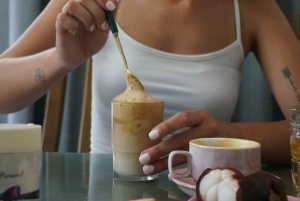 Hanoi Coffee Workshop: Gör 6 vietnamesiska kaffedrinkar i ett lokalt hem