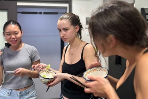 Hanoi Coffee Workshop: Gör 6 vietnamesiska kaffedrinkar i ett lokalt hem