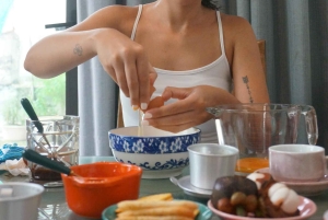 Hanoi Coffee Workshop: Gör 6 vietnamesiska kaffedrinkar i ett lokalt hem