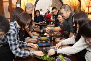 Hanoi: Cooking Class in a Local Villa with Market Tour