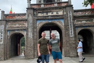 Hanoin maaseudun pyöräretki: Punaisen joen kulttuuri ja arkielämä