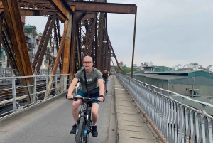 Hanoin maaseudun pyöräretki: Punaisen joen kulttuuri ja arkielämä