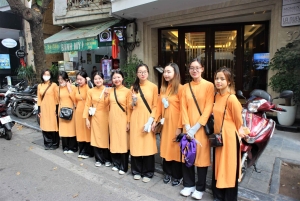 Tour in Vespa d'epoca nella campagna di Hanoi con guide donne