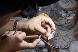 Hanoi: Craft Villages Tour & Optional Train Street Drop Off