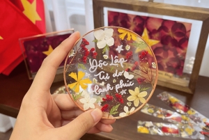Hanoi: Dried Flower Resin Workshop in Vietnam