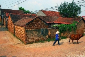 Hanoi: Duong Lamin kylä, ruoanlaittokurssi, risteily Mustalla joella