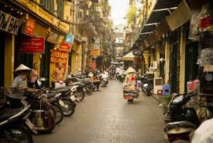 Soirées à Hanoï : cafés de rue et salons au bord du lac au Vietnam