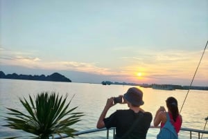 Da Hanoi: Tour della Baia di Ha Long con crociera e pranzo
