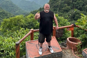 Hanoi: Cat Ban helmi – kahden päivän risteily ja kajakkimatka