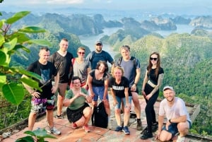 Hanoi: Cat Ban helmi – kahden päivän risteily ja kajakkimatka