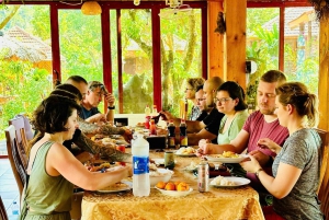 Hanoi: Cat Ban helmi – kahden päivän risteily ja kajakkimatka