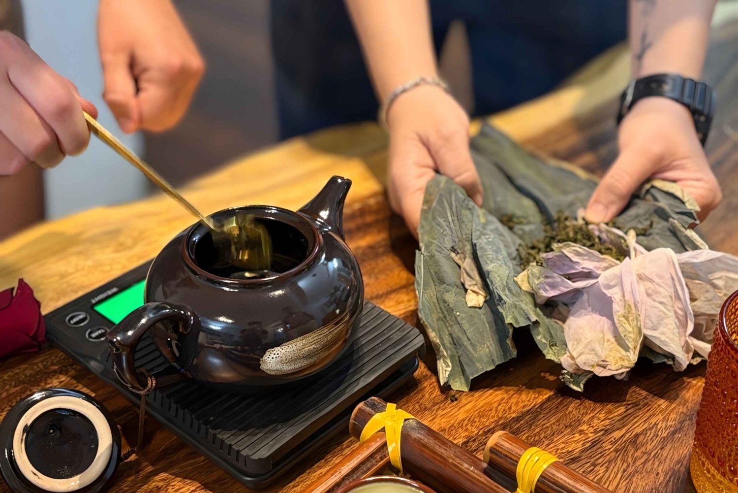 Hanói: pastelitos flotantes y degustación de 3 tés vietnamitas