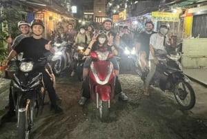 Hanoi: Food and Sightseeing Motorbike Tour met 7 proeverijen