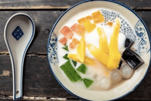 Hanoi: Ruta gastronómica y turística en Vespa con 7 degustaciones