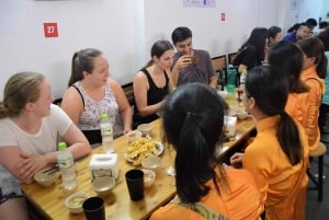 Hanoi: Heldagstur på Vespa i byen og på landet