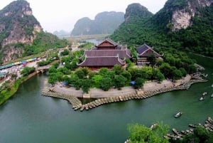 Hanoi: Guided Full-Day Hoa Lu, Trang An and Mua Cave Tour