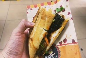 Hanoi: Guidet madtur i gaderne med Train Street Experience