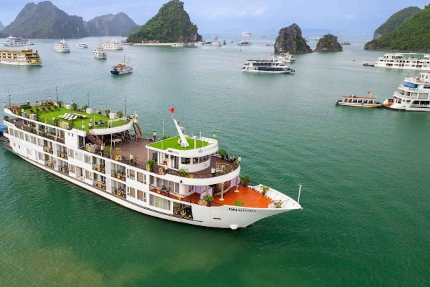 Hanoi: Ha long 2D 1N crociere: banconata, spiaggia, pasti, grotte
