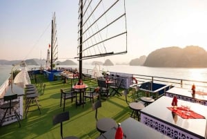 Hanoi: Crociera di 1 o 2 giorni nella Baia di Ha Long e Bai Tu Long