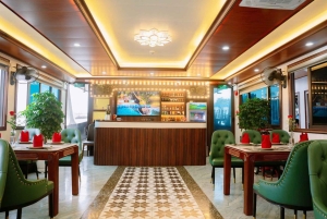 Hanói: Viagem de um dia à Baía de Ha Long – Cruzeiro de luxo e almoço local