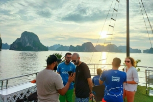 Hanói: Viagem de um dia à Baía de Ha Long – Cruzeiro de luxo e almoço local