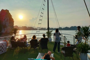Hanói: Viagem de um dia à Baía de Ha Long – Cruzeiro de luxo e almoço local