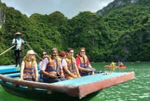 Hanoi: Ha Long Bay päiväretki - ylellinen risteily ja buffet-lounas
