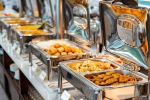 Hanoi: Ha Long Bay päiväretki - ylellinen risteily ja buffet-lounas
