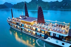 Hanoi: Ha Long & Lan Ha Bay 5*-Kreuzfahrten: Balkon, alle Mahlzeiten