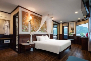 Hanoi: Ha Long & Lan Ha Bay 5*-Kreuzfahrten: Balkon, alle Mahlzeiten