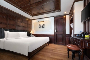 Hanoi: Ha Long & Lan Ha Bay 5*-Kreuzfahrten: Balkon, alle Mahlzeiten