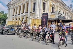 Hanoi: Guidad stadsvandring på halvdagsutflykt med Vintage Minsk-motorcykel